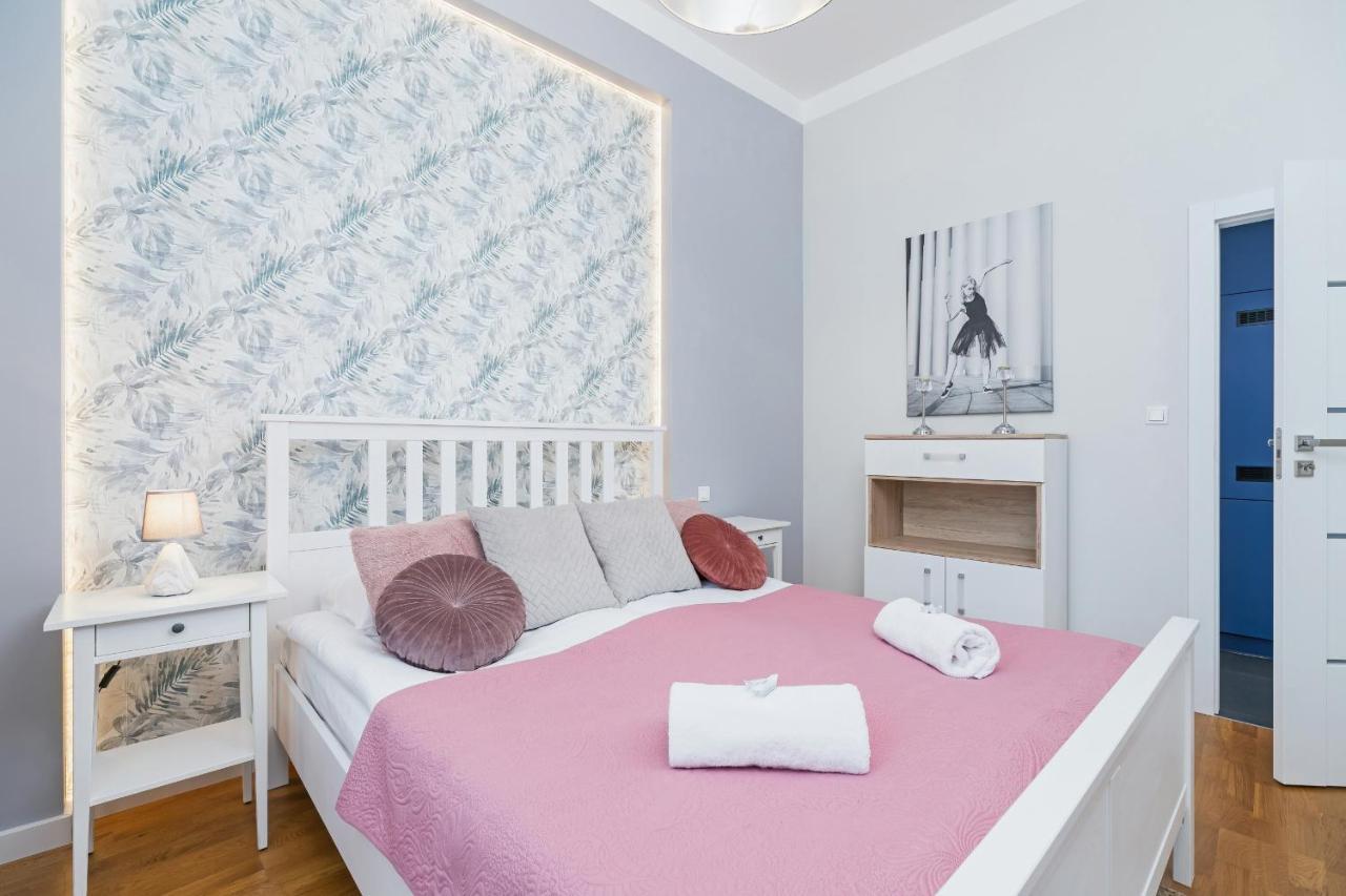 Sweet Family Apartment Chodkiewicza Rondo Grzegorzeckie By Noclegi Renters Krakow Exterior photo